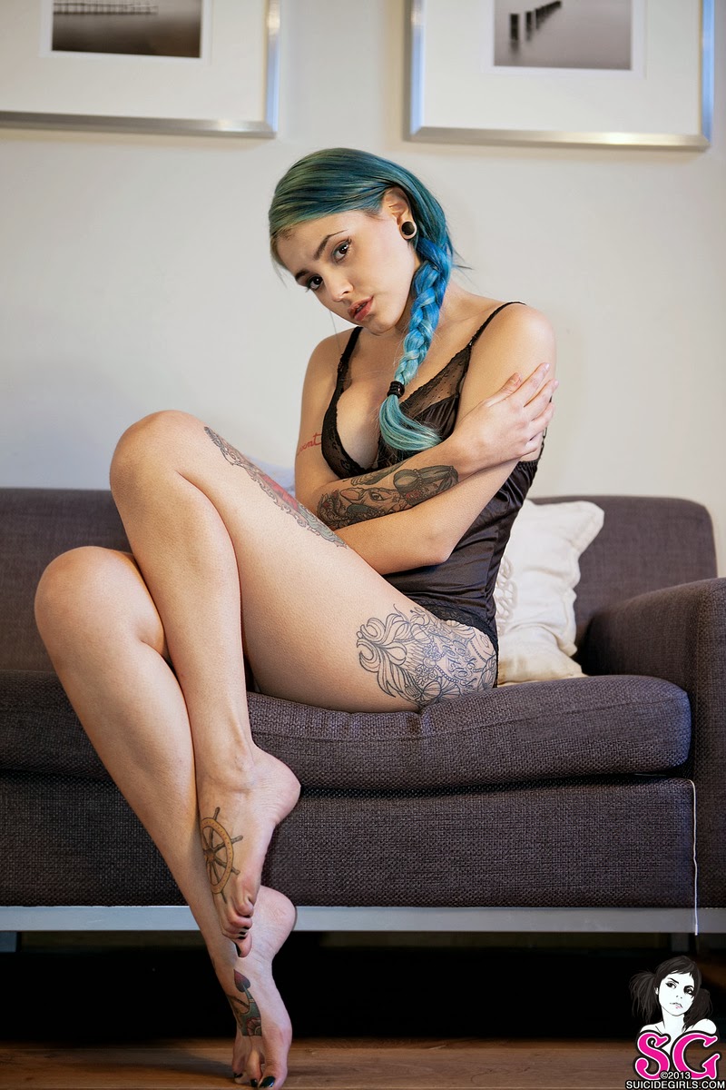 tatto design suicidegirls mendacia terrible love